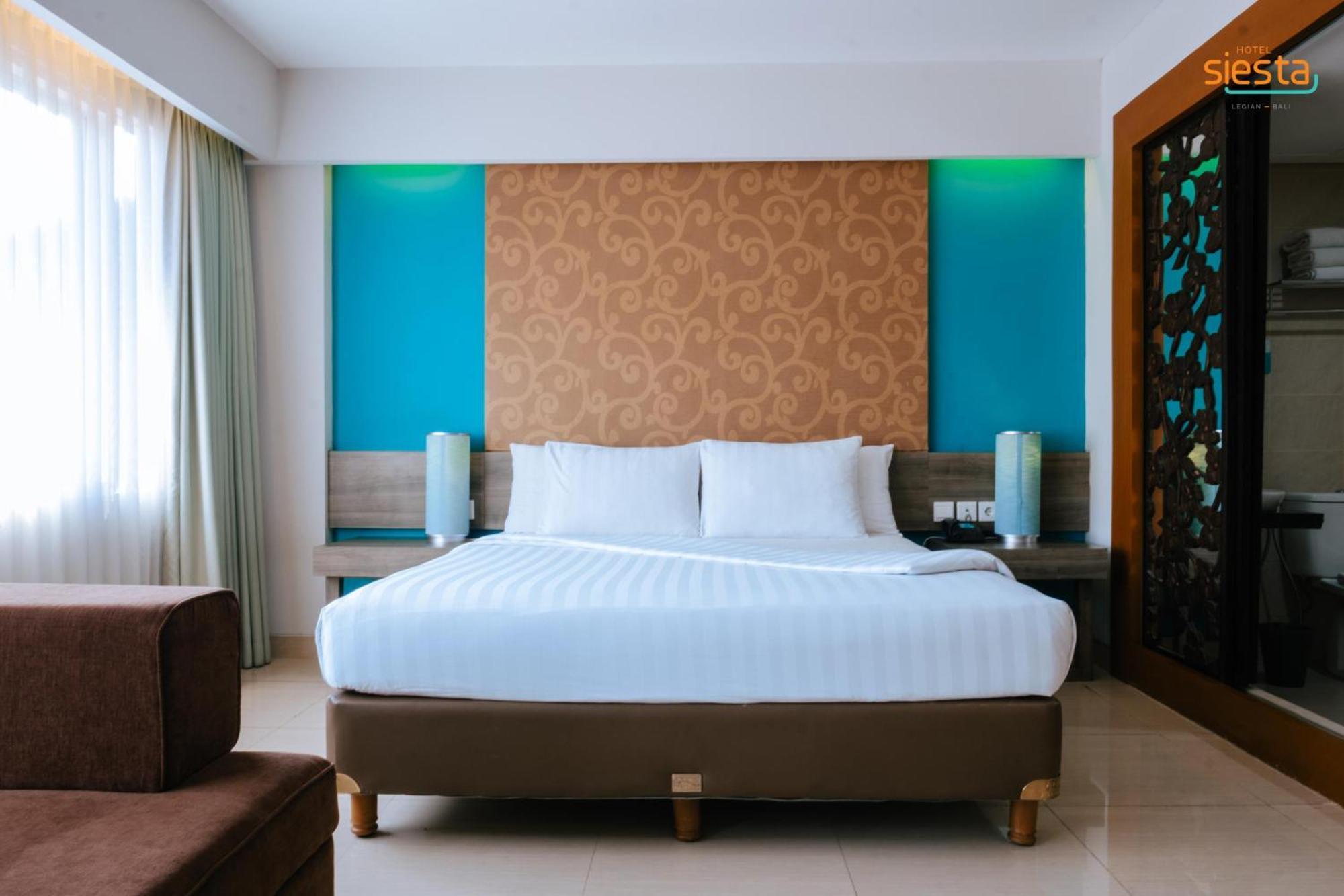 Siesta Legian Hotel Exterior photo