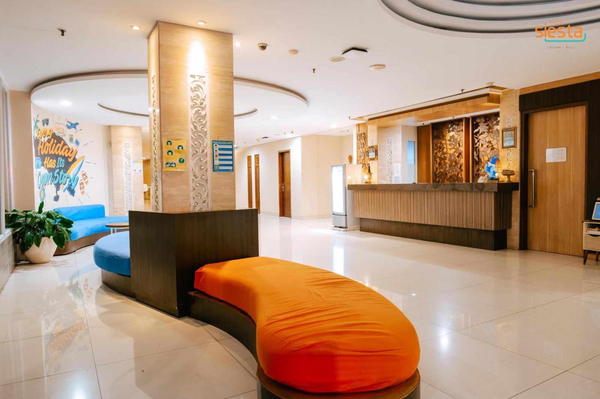 Siesta Legian Hotel Exterior photo