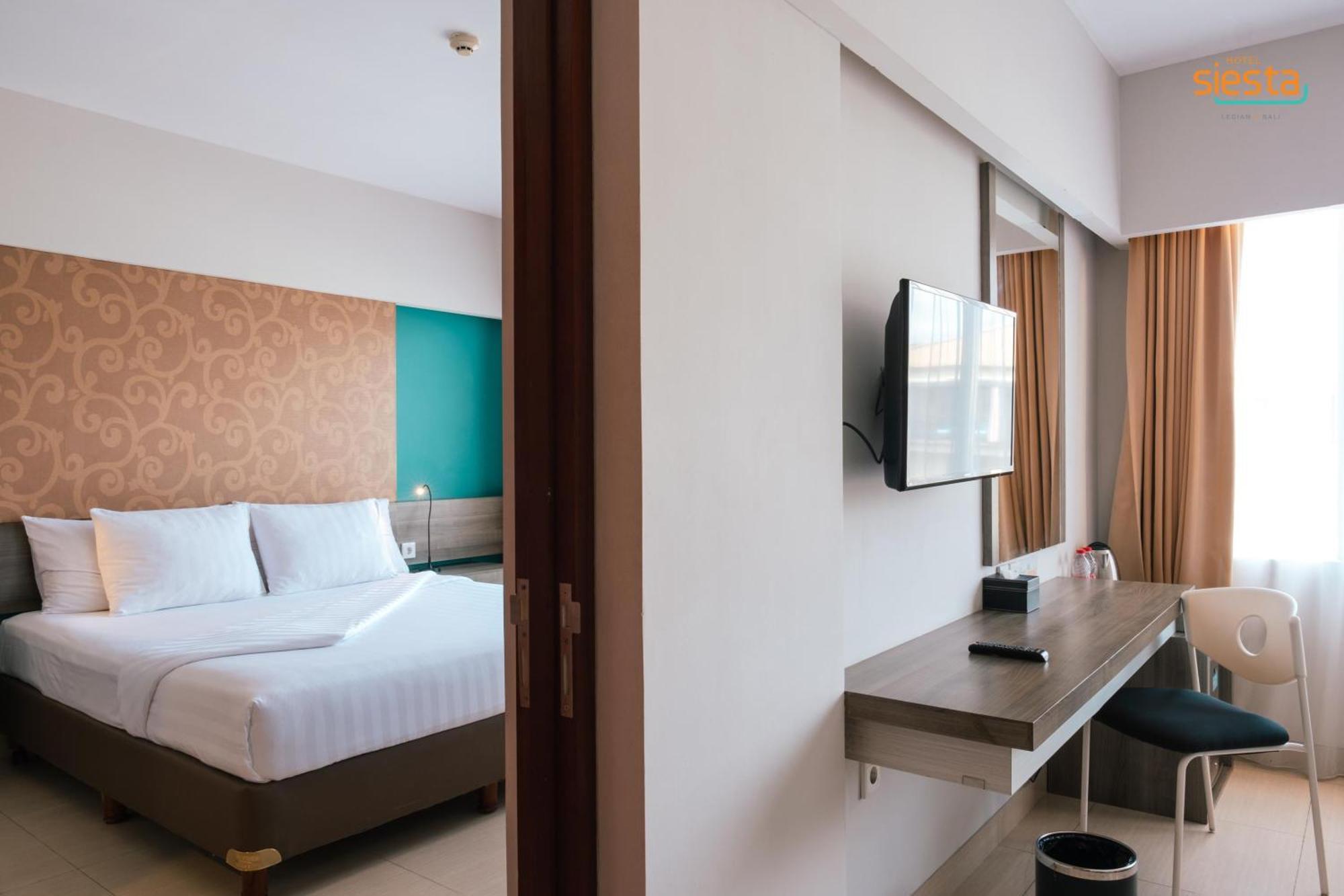Siesta Legian Hotel Exterior photo