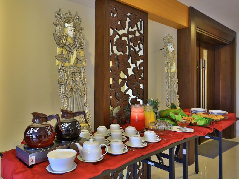 Siesta Legian Hotel Exterior photo