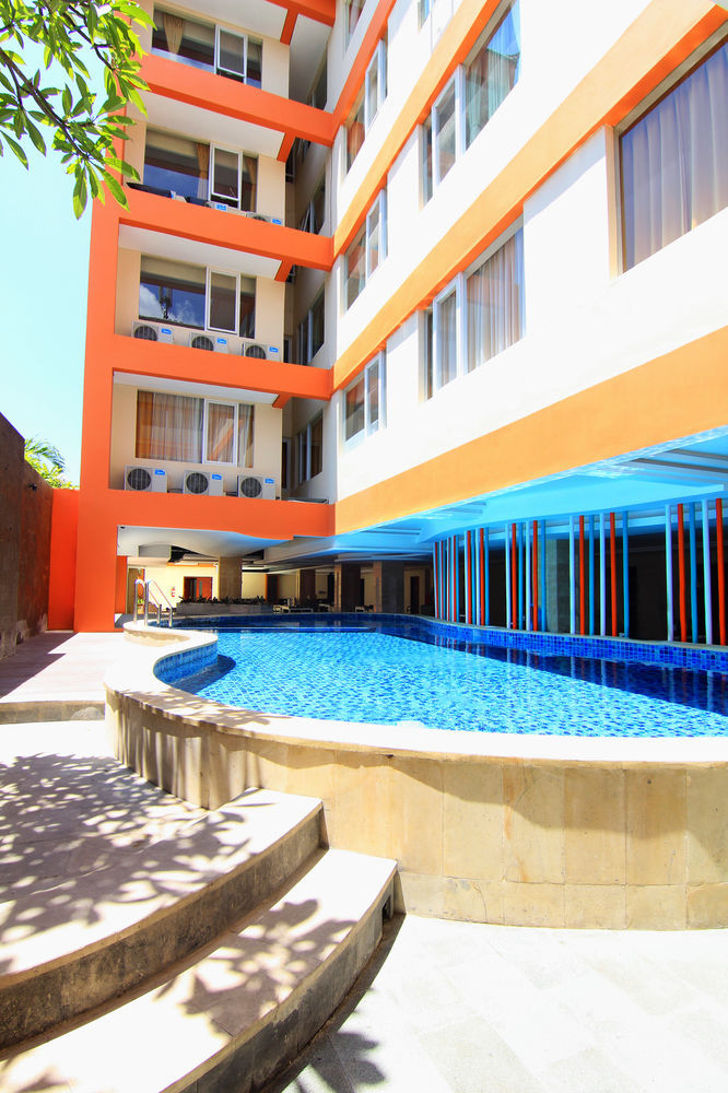 Siesta Legian Hotel Exterior photo